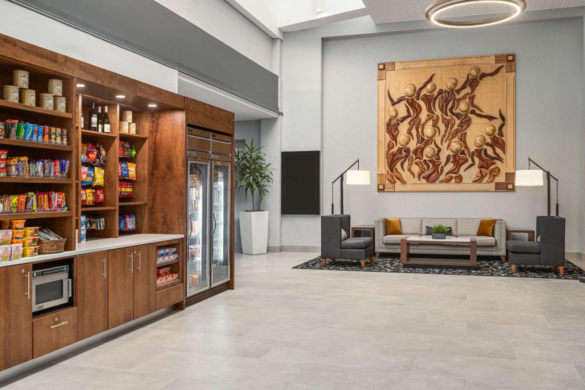 Doubletree By Hilton Fort Myers At Bell Tower Shops Exterior foto