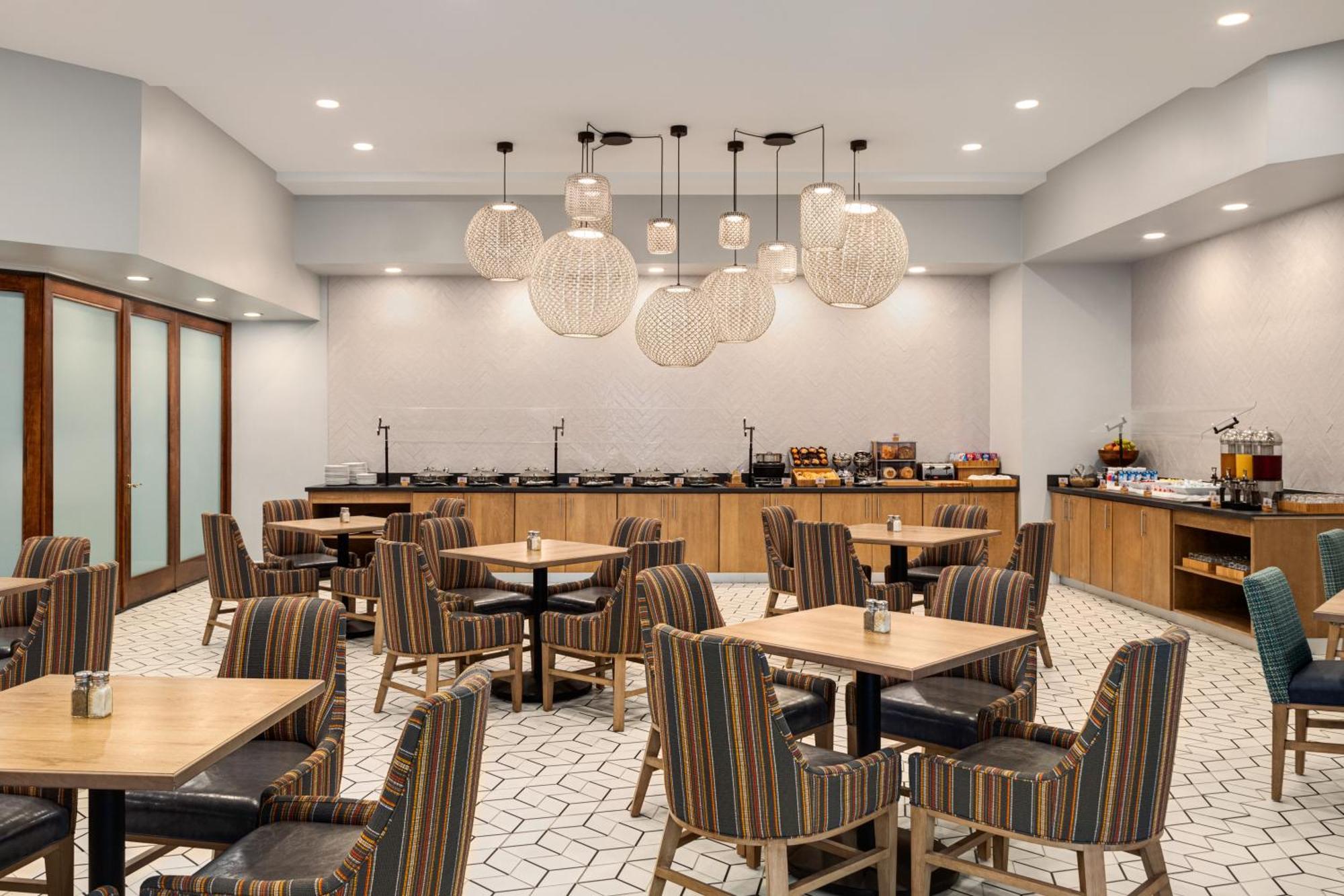 Doubletree By Hilton Fort Myers At Bell Tower Shops Exterior foto