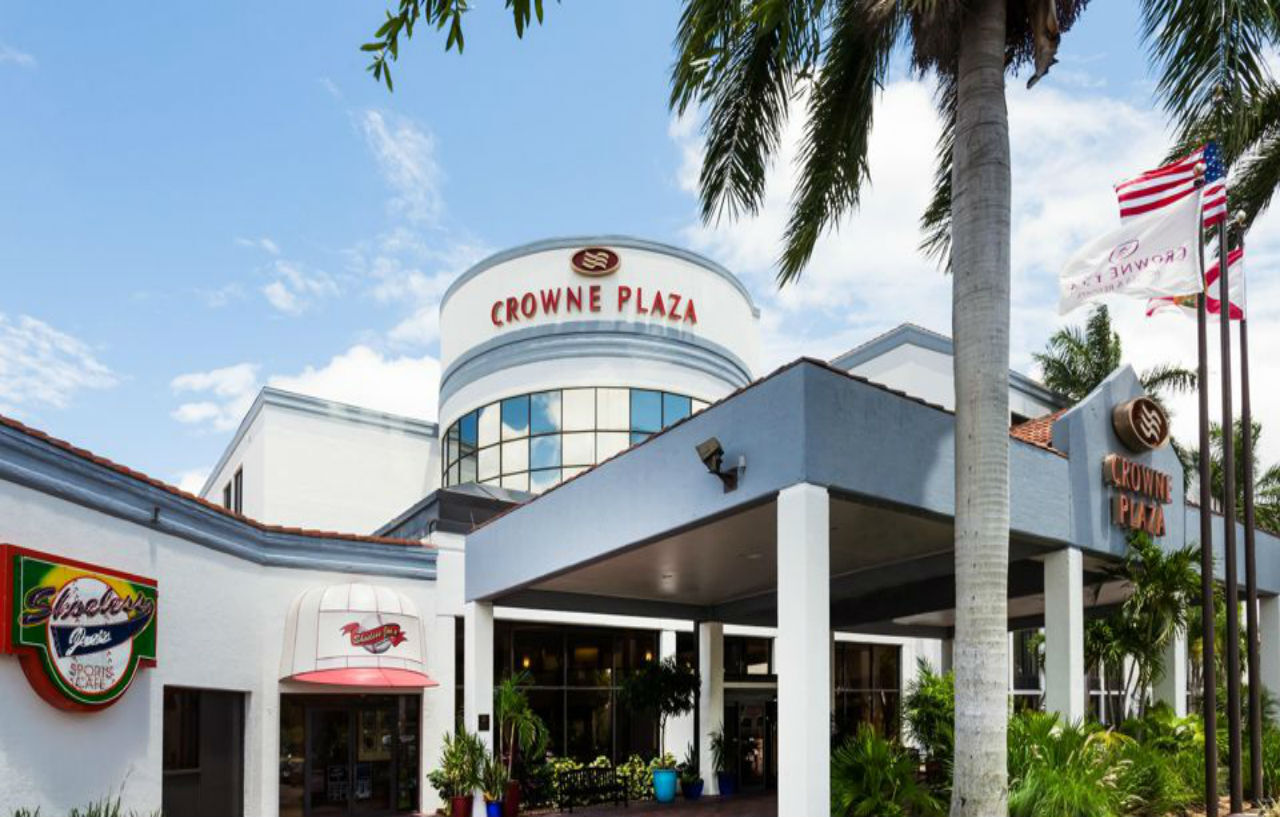 Doubletree By Hilton Fort Myers At Bell Tower Shops Exterior foto